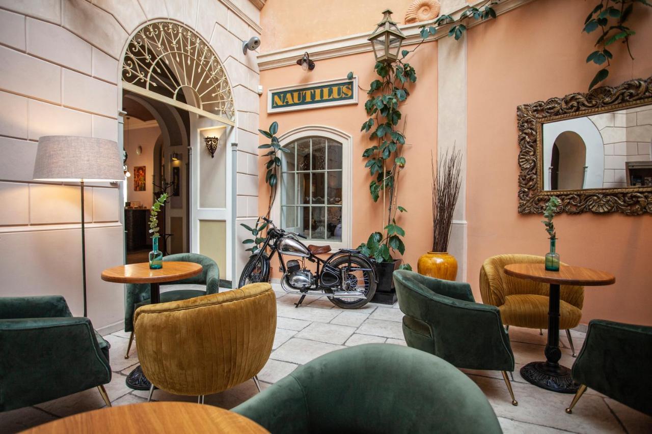 Boutique Hotel Nautilus Tábor Kültér fotó